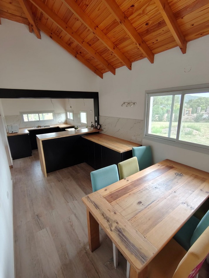 CASA con 1500mts DE TERRENO EN LOTEO BERTONE