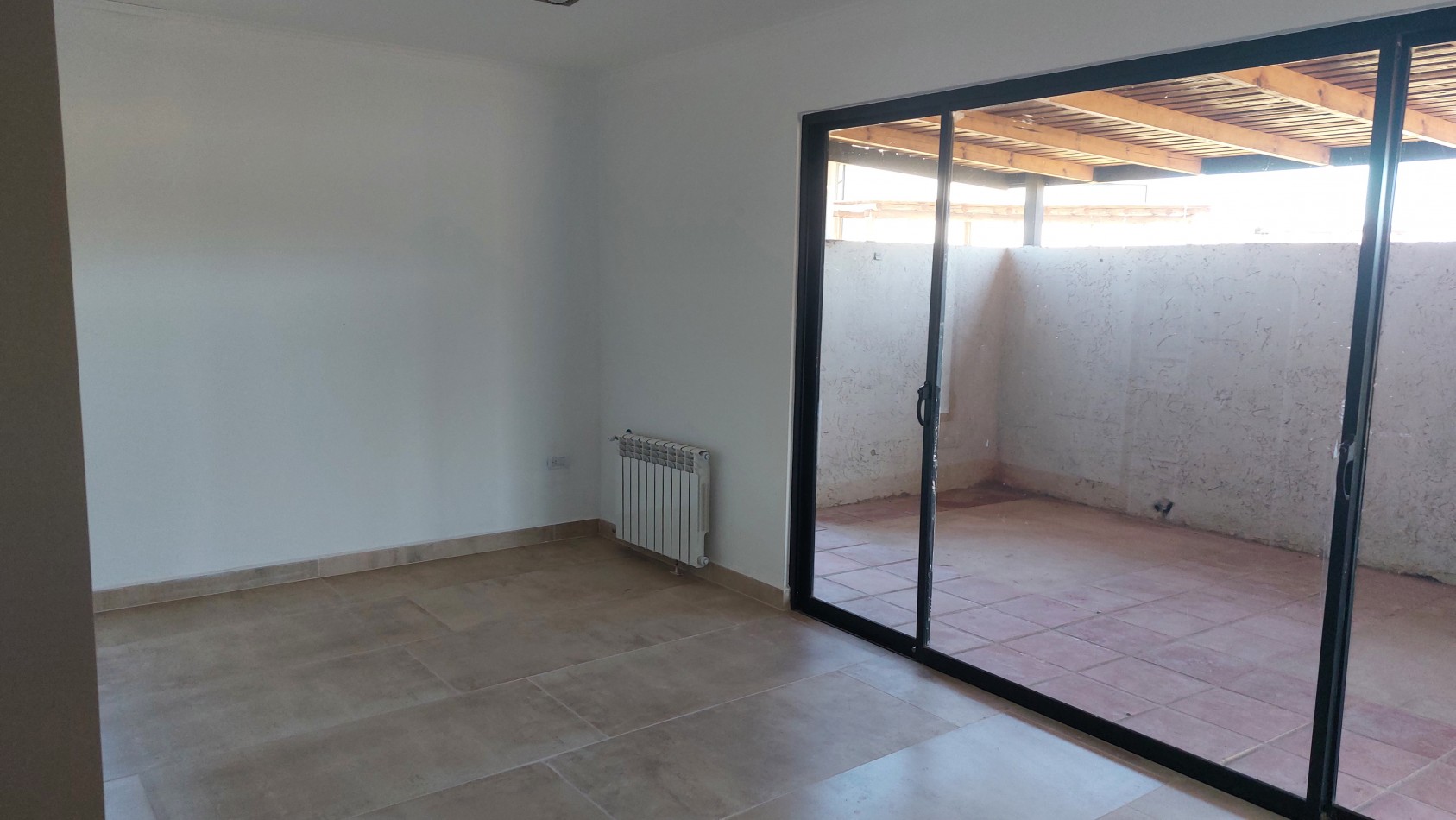 Casa a Estrenar en Loteo Privado