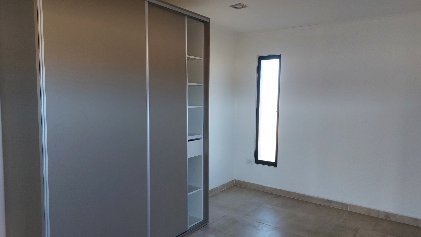 Casa a Estrenar en Loteo Privado