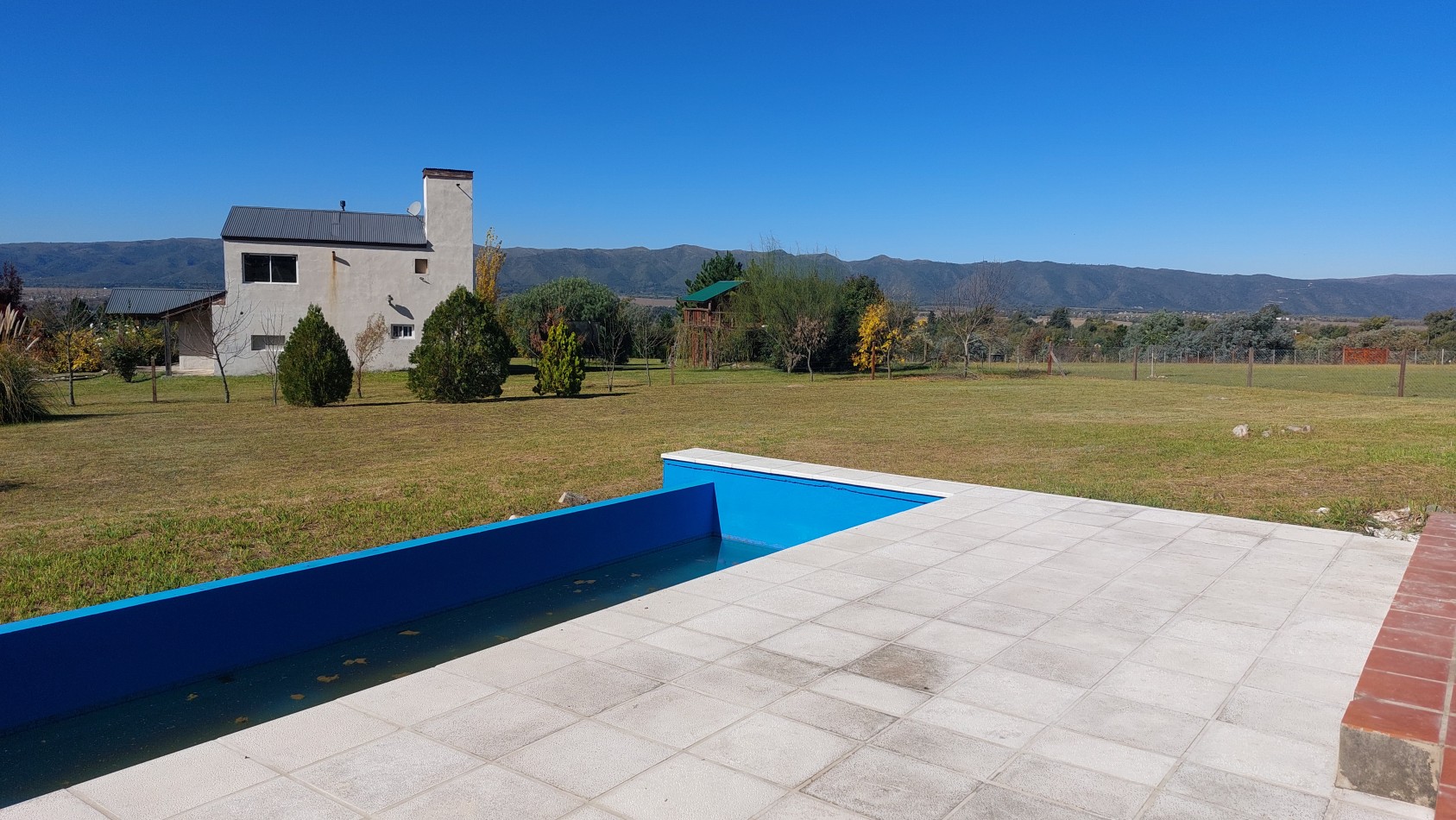 Casa a Estrenar en Loteo Privado