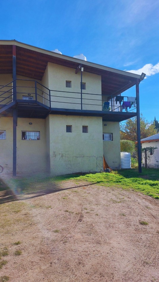 Edificio de 8 unidades sobre ruta en Los Reartes